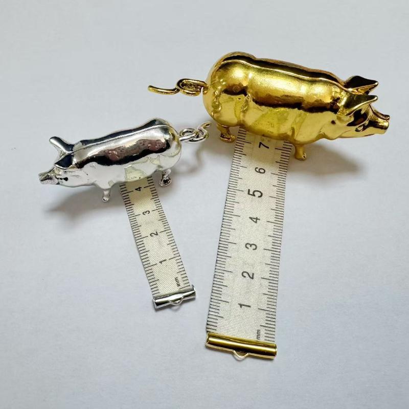 (Ce14)Antique Pig Mini Tape Me - Sewing Gauge Ruler recension och pris